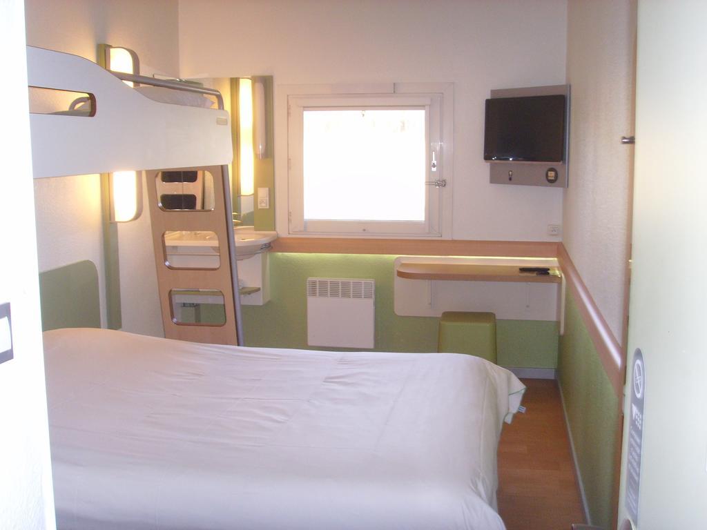 Ibis Budget L'Isle Adam Zewnętrze zdjęcie