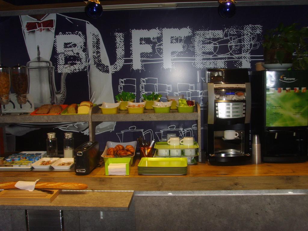 Ibis Budget L'Isle Adam Zewnętrze zdjęcie